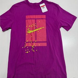 Nike Court Heritage Fuchsia Purple Tennis T-Shirt FZ8107 518 Men’s Size Large